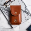 Estuche Rígido Forrado en Cuero Ecológico con Cierre Magnético